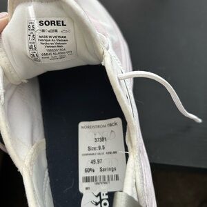 Brand new women’s Sorel tennis shoes